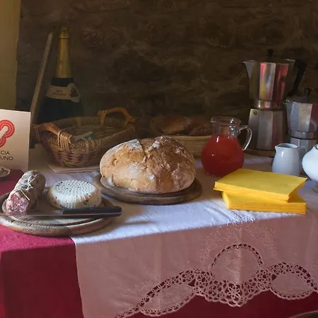 Arco Dei Nobili فندق مبيت وإفطار Monforte dʼAlba