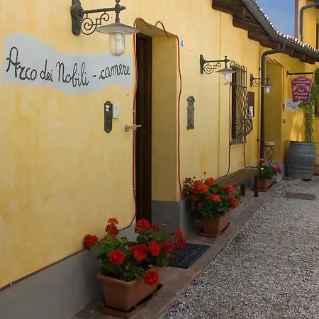 Frühstückspension Arco Dei Nobili 3*