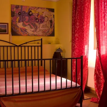 Arco Dei Nobili فندق مبيت وإفطار