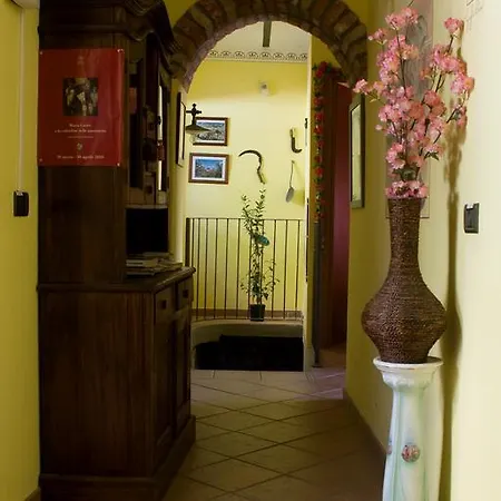 Arco Dei Nobili Bed and breakfast